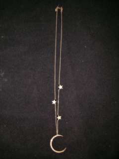 Mirror Mirror Evil Queen’s (Julia Roberts) Hero Necklace | Premiere Props