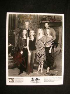 Lot 132 - ‘Buffy The Vampire Slayer‘ Signed Cast Photo