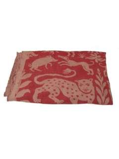 Lot 561 - Mirror Mirror Snow White‘s (Lily Collins) Bed Blanket