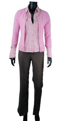 Lot 86 - Mena Suvari "Domino" 4-Piece Costume W/Wardrobe Tag | GWS Auctions