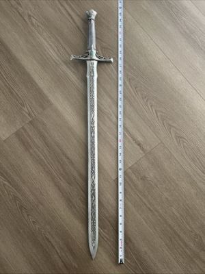 Shannara Chronicles Screen Used TV Prop Sword Of Shannara - Austin Butler