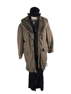 The Hateful Eight Oswaldo Mobray (Tim Roth) Movie Costumes | Premiere Props