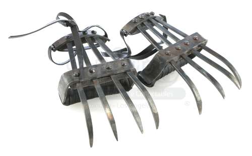 Marvel‘s Iron Fist - Lot 753 - Claire Temple‘s Panteras