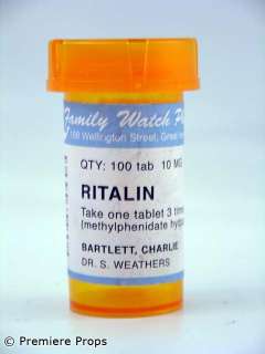 Charlie Bartlett (Anton Yelchin) Pill Bottle Movie Props | Premiere Props