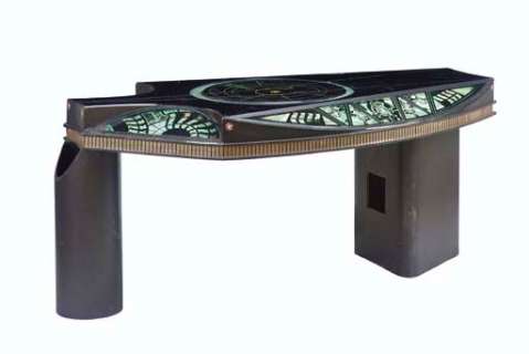 Star Trek: Deep Space Nine - Lot 368 - DEEP SPACE NINE OPS TABLE