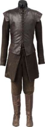 Bran Stark (Isaac Hempstead Wright) Ensemble from Game of Thrones (HBO® Original 2011-2019, Season 3). (Total: 5 Items)