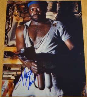 Alien | Alien - Fantastic Photograph of Yaphet Kotto as Dennis Monroe Parker - Autograph, Photo, Signed with Certified Genuine b´bc holographic COA | Catawiki