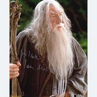 Lord of the Rings | Lord of the Rings - Signed by Sir Ian McKellen (Gandalf) | Catawiki