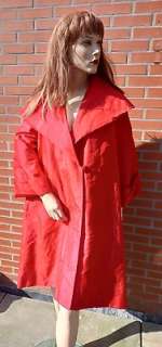 The Clothes in the Wardrobe | The Clothes in The Wardrobe - Pierre Cardin - Red silk coat, designed by Pierre Cardin for actrice Jeanne Moreau in the film - see provenance | Catawiki