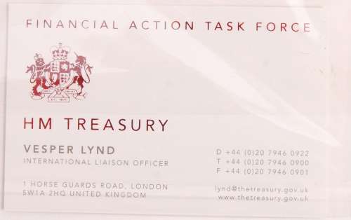 JAMES BOND CASINO ROYALE VESPER LYND BUSINESS CARD | Auctioneum Ltd