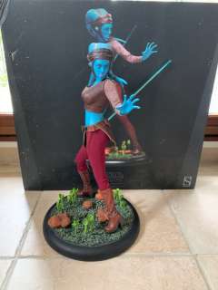 Statue, Star Wars Aayla secura premium format figure Sideshow - 20 in - Resin | Catawiki