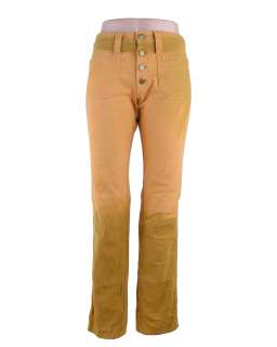 "Natural Born Killers" Mallory Knox‘s (Juliette Lewis) Jeans, Belt, and Boots