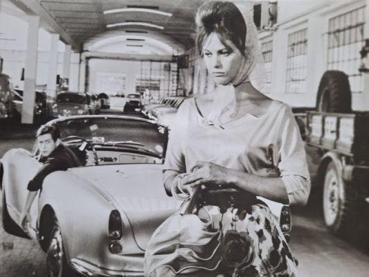 Unknown - Claudia Cardinale, Girl with a Suitcase (Italian: La ragazza con la valigia), 1961 | Catawiki