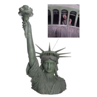 GHOSTBUSTERS II (1989) - Lot 153 - Statue of Liberty Model Miniature