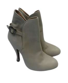 Host - Host, The (2013) Diane Kruger’s Boots