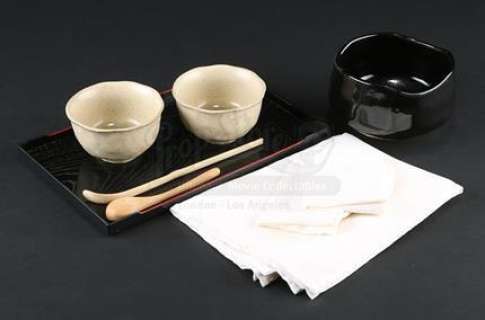 Ghost in the Shell - Lot 88 - Aramaki‘s (Takeshi Kitano) Tea Set