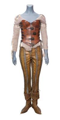SEVENTH SON (2014) - Lot #1085 : Alice‘s (Alicia Vikander) Final Battle Costume