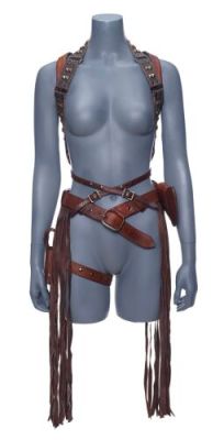 SUCKER PUNCH (2011) - Lot #1233 : Blondie‘s (Vanessa Hudgens) Stunt Ax and Gun Rig