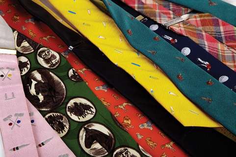 Lot 192 - "Artie " collection of character accessories.