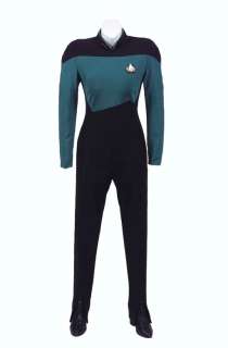 Star Trek: The Next Generation - Lot 665 - DEANNA TROI‘S STARFLEET JUMPSUIT