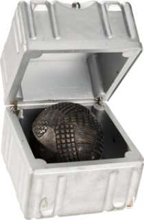 The Arrival (Orion, 1996), Charlie Sheen "Zane Zaminski", Metal Box and Teleportation Sphere.