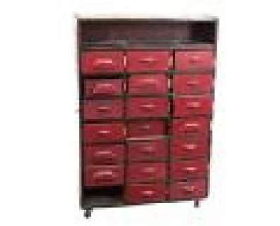 Grimm - Lot 13 - Nick & Adalind‘s Loft Wooden Dresser