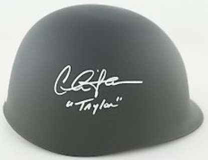 Platoon | Platoon - Charlie Sheen Signed Army Helmet Inscribed "Taylor" (Beckett) | Catawiki