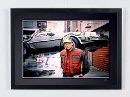 Back To the Future Part II - Michael J. Fox (Marty) | Back to the Future Part II - Michael J. Fox (Marty) - Wooden Framed 70X50 cm - Limited Edition Nr 02 of 30 - Serial ID 30638 - Original Certificate (COA), Hologram Logo Editor and QR Code | Catawiki