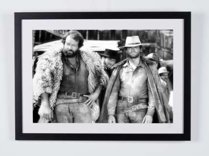 Boot Hill (1969) - Bud Spencer & Terence Hill | Boot Hill (1969) - Bud Spencer & Terence Hill - Photographie, Luxury Wooden Framed 70X50 cm - Limited Edition Nr 01 of 50 - Serial ID 15802 - Original Certificate (COA), Hologram Logo Editor and QR Code | Catawiki