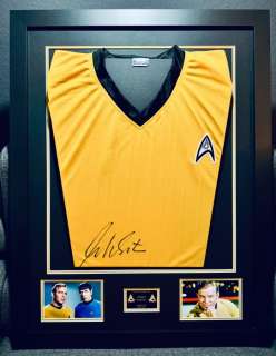 Star Trek - William Shatner (James T. Kirk) signed Jersey, PSA COA - In DeLuxe Frame | Catawiki