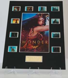 Wonder Woman - Framed Film Cell Display with COA | Catawiki