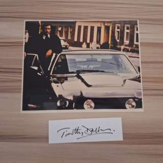 James Bond 007: The Living Daylights - Timothy Dalton as James Bond 007 - very rar - signed Card - perfect for framing- photo with b´bc | Catawiki