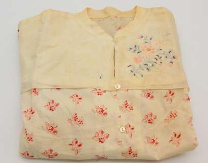 Angie Dickinson Signed Script, Blouse & Photo | GWS Auctions