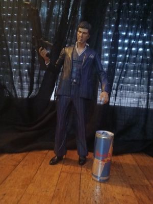 Neca - Scarface - 45cm Tony Montana figure - U.S. | Catawiki