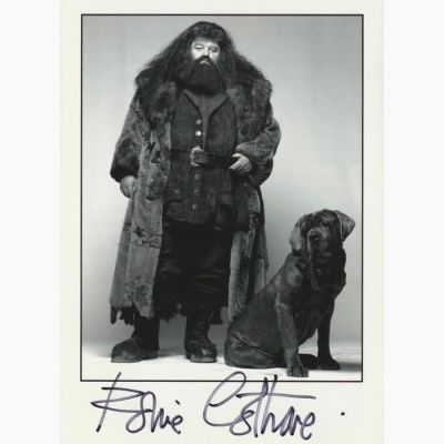 Harry Potter - Signed by Robbie Coltrane (+) (Hagrid) | Catawiki
