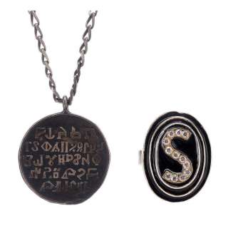 SPACEBALLS (1987) - Lot 1181 - Yogurt‘s (Mel Brooks) Schwartz Ring and Lone Starr‘s (Bill Pullman) Medallion Necklace