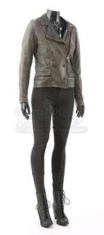 The Twilight Saga | Bella Cullen’s Stunt Battle Costume | Propstore