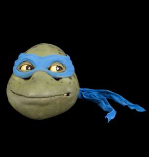 Lot 639 - MARK CASO "LEONARDO" ANIMATRONIC HEAD FROM TEENAGE MUTANT NINJA TURTLES III - WITH DVD