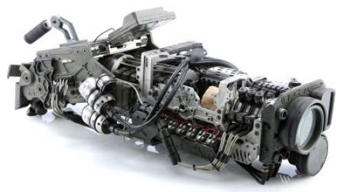 Spectral - Lot 84 - Mark Clyne‘s (James Badge Dale) HyperLantern