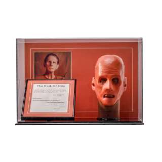 Lot #160 – Star Trek Deep Space Nine (1993-1999) Odo René Auberjonois Autograph Photo & Prosthetic Face Mask Display Ep 716