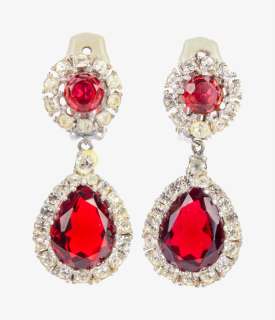 Lot 70 - Dame Joan Collins | "Dynasty" TV Guide Cover Worn Earrings (With Magazine)