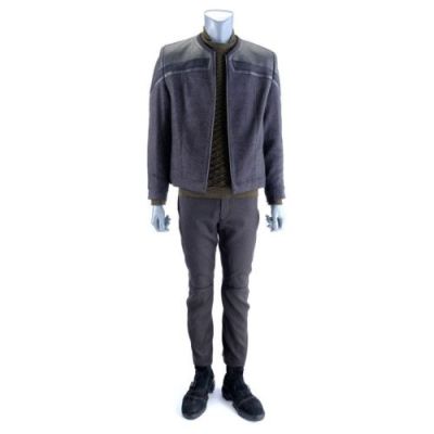 Star Trek: Picard (T.V. Series, 2020-2023) | Jean-Luc Picard’s Stunt U.S.S. Stargazer Starfleet Ensemble | Propstore