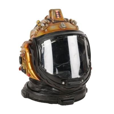 Doctor Who (Tv Series, 2005-2022) | Thirteenth Doctor’s (Jodie Whittaker) ’The Power of the Doctor’ Spacesuit Helmet | Propstore
