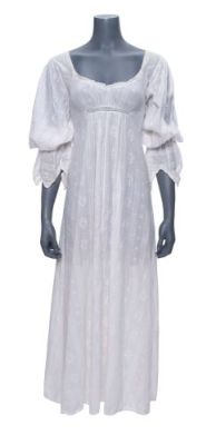 PIRATES OF THE CARIBBEAN: THE CURSE OF THE BLACK PEARL (2003) - Lot #308 : Elizabeth Swann‘s (Keira Knightley) Nightshift