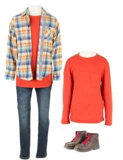 Lot 194 - Sam Sullivan (Zackary Arthur) Complete Hero Costume from The 5th Wave