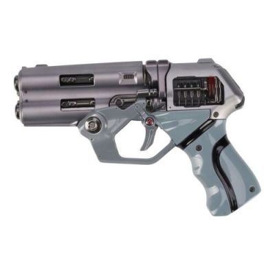 Blade Runner 2049 (2017) | Lot 178 : Luv’s (Sylvia Hoeks) Light-Up Blaster | Propstore
