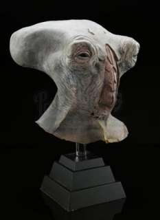 Babylon 5 | Grey Alien Mask | Propstore