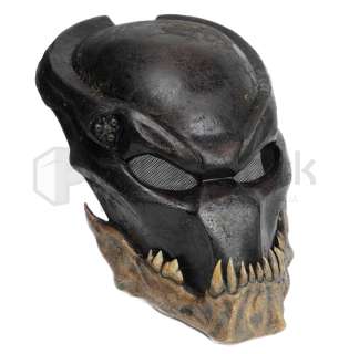 Predators Prototype "Mr. Black" Helmet | The Prop Block