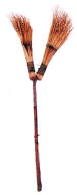 Bette Midler "Hocus Pocus" broom. | Profiles in History