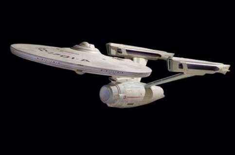 Star Trek - Lot 1000 - ENTERPRISE-A MODEL AND POWER SUPPLY